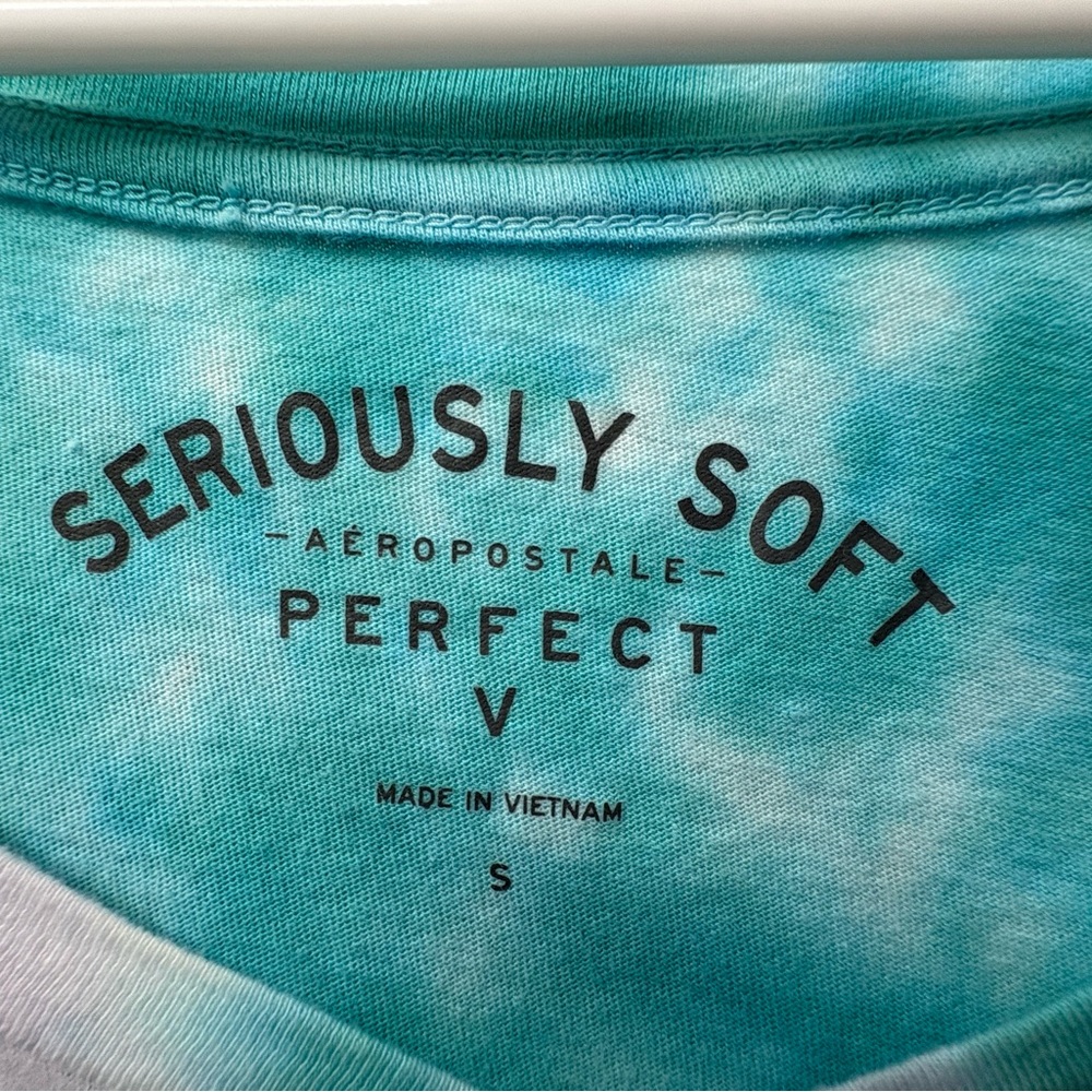 🩵🤍Aeropostale • aqua & white tie dye top • S - Picture 3 of 4
